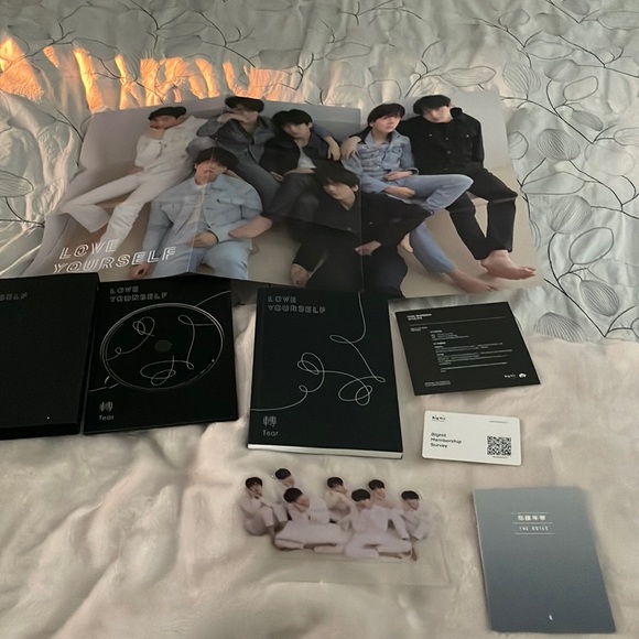 BTS Love Yourself Tear version R cd set - Picture 1 of 9